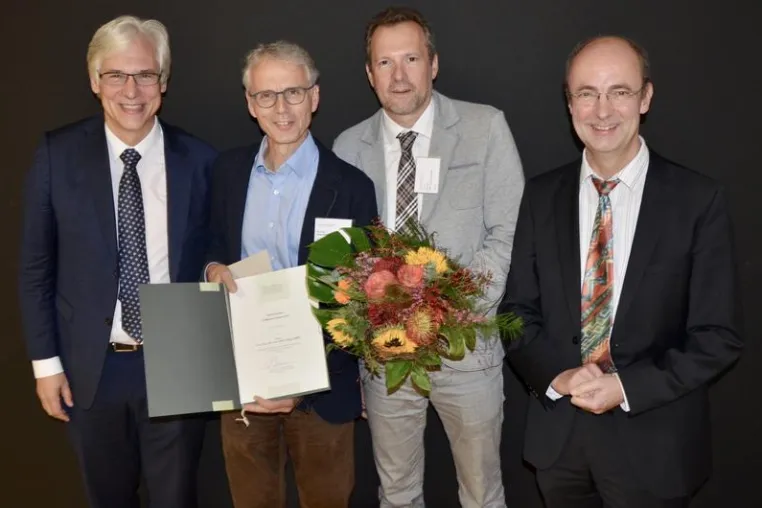 Bild: Preise der Rolf-und-Hubertine-Schiffbauer-Stiftung verliehen