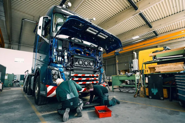 Neukunde: Popp Fahrzeugbau setzt bei Digitalisierung auf WEDDERHOFF IT Bild: Neukunde: Popp Fahrzeugbau setzt bei Digitalisierung auf WEDDERHOFF IT