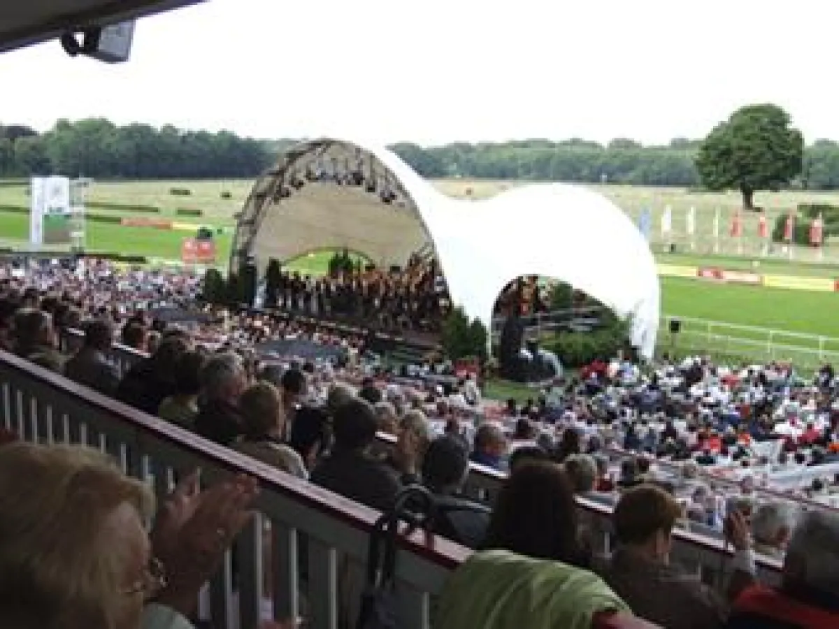 Hoppegarten Open Air gibt sich am 28. Juni klassisch mit Johann Strauss und dem RSB