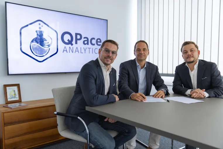 Bild: 500 Millionen Packungen pro Jahr: QPace Analytics stärkt Europas Arzneimittelfreigabe