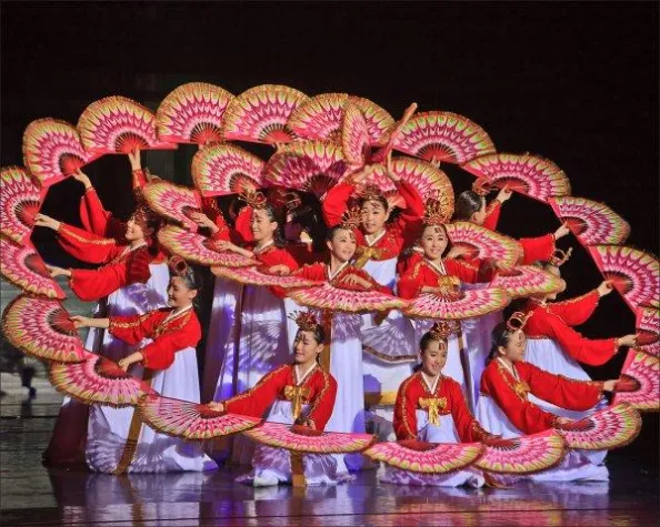Bild: Korea sagt Danke! Das koreanische Kinder-Folklore-Ensemble The Little Angels am 17. Mai im Berliner Tempodrom