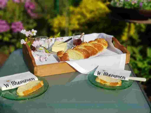 Bild: Tischdeko im Nature-Style – natürlich, nachhaltig und modern