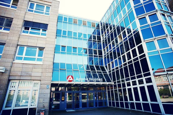 Bild: Wohlstand in Deutschland erst 2025 im Umbruch begriffen…
