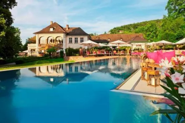 Bild: Wendezeit fürs „Ich“: Sinn-Tage im Naturheilkunde-Resort BollAnt’s im Park