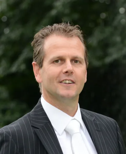 Bild: Volksbanken buchen Ralf Schmitz