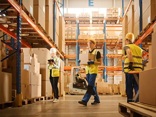 Bild: Reply ist als Visionär im Gartner® Magic Quadrant™ 2025 für Warehouse Management Systeme ausgezeichnet