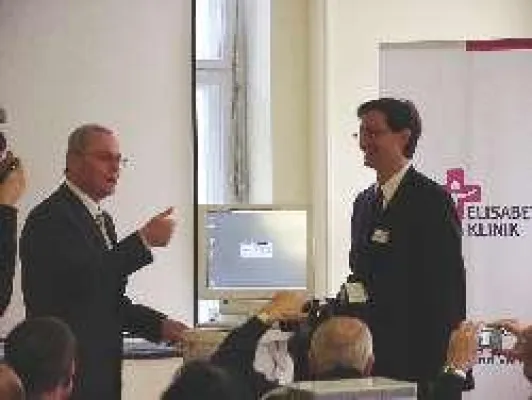 Bild: TBZ und T-Systems machen das erste Krankenhaus in Europa mobil
