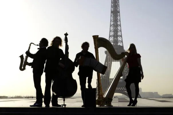 Quadro Nuevo gastieren beim 1. Burghauser Harfenfrühling Bild: Quadro Nuevo gastieren beim 1. Burghauser Harfenfrühling