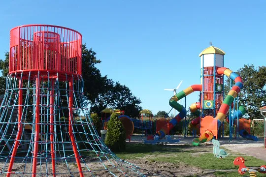 Bild: Erster Hallenspielplatz-Servicetest