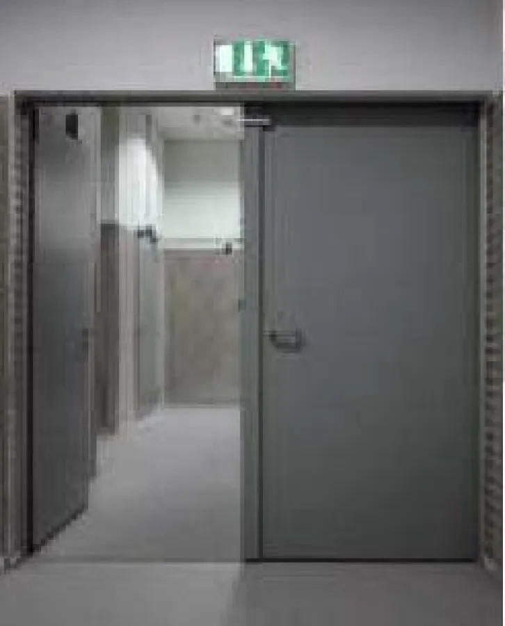 Zweiflügelige Feuerschutztür