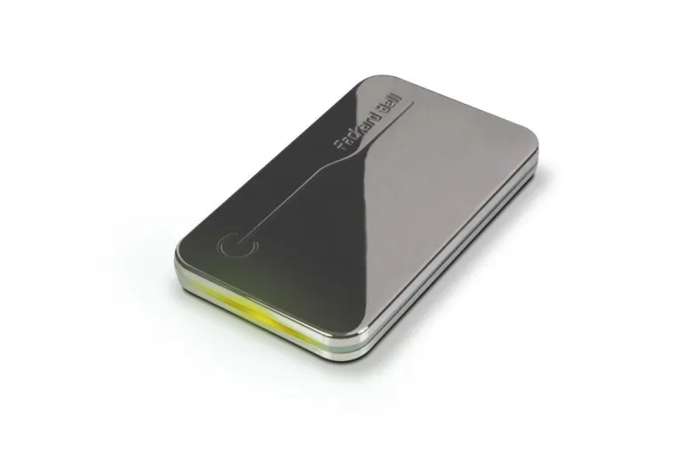 Chroma-Serie - Externe Designer-Festplatten Bild: Chroma-Serie - Externe Designer-Festplatten