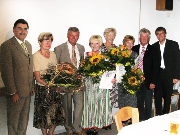 Bild: Friseur Max Gitterer feiert 40-jähriges Firmenbestehen