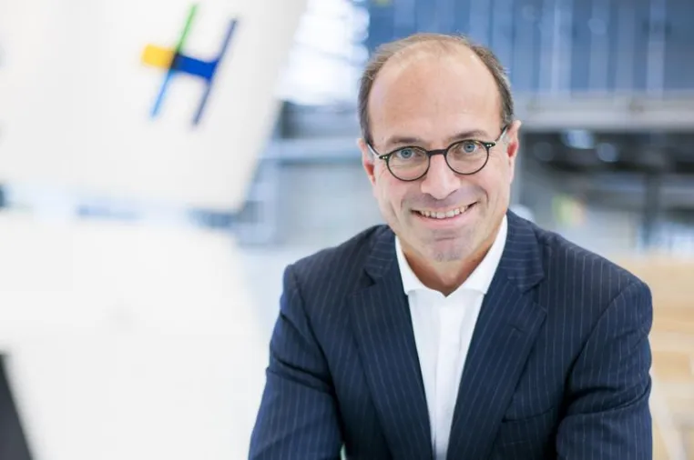 Bild: Berufung Dr. Ulrich Hermann zum Honorarprofessor für Digitalisierung an der Allensbach Hochschule