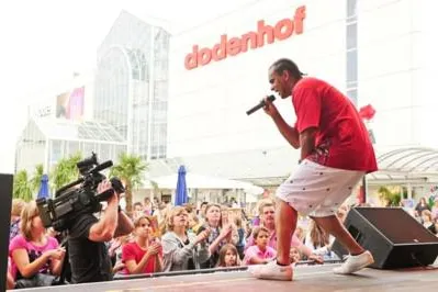 Dodenhof Kinderfestival und StarDays mit Musiker „2schneidig“ Bild: Dodenhof Kinderfestival und StarDays mit Musiker „2schneidig“