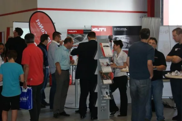 Rund 800 Besucher bei 1. Hausmesse in Langsdorf Bild: Rund 800 Besucher bei 1. Hausmesse in Langsdorf