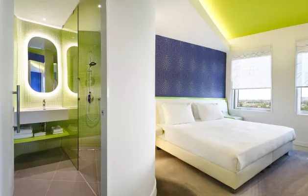 Bild: Park Inn by Radisson eröffnet in Amsterdam und inspiriert mit Karim Rashid-Design