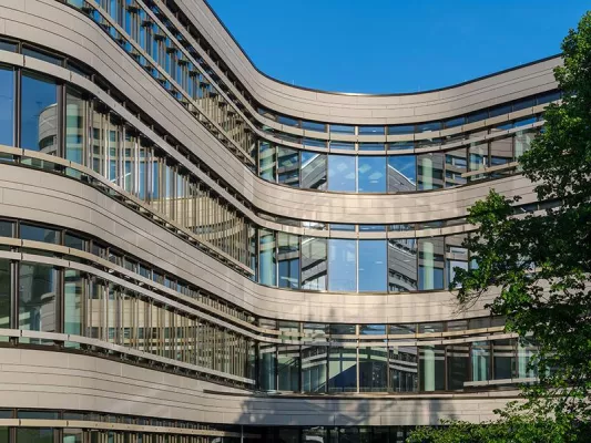 Bild: Eröffnung des interdisziplinären Krebsforschungsinstituts TranslaTUM