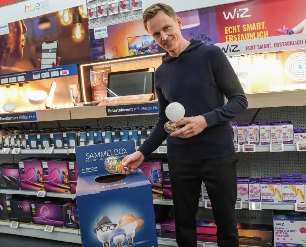 "Das Runde muss in's Runde!" - Jochen Breyer setzt sich für Licht-Recycling ein Bild: "Das Runde muss in's Runde!" - Jochen Breyer setzt sich für Licht-Recycling ein