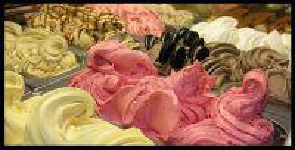 Tannenzäpfle-Bier-Sorbet und Brezel Eis