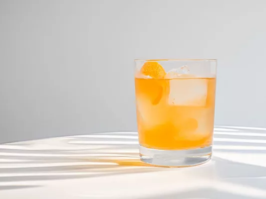 Bild: Start in die Grillsaison: FRENZEL Grapefruit überzeugt mit fruchtiger Herbe und vielseitigem Genuss