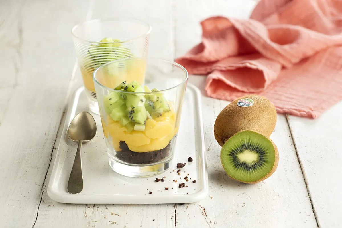 Limettenpudding mit Green Kiwi / Zespri
