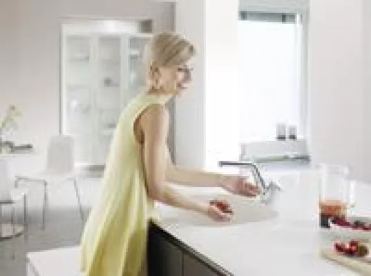 Bild: HANSA erweitert Produktserie HANSASIGNATUR: Einheitliches Armaturenbild in Bad und Küche