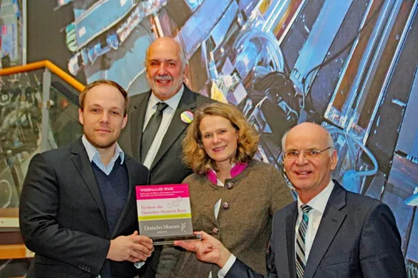 Bild: auskunft.de unterstützt Deutsches Museum Bonn auf dem Weg in die Digitalisierung