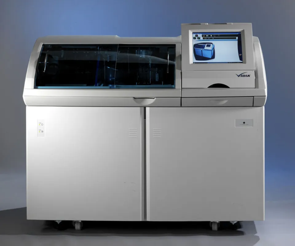 Vollautomatischer Immunoanalyser mit umfangreicher Parameterpalette: VIDIA von bioMérieux