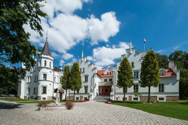 Bild: Palais-Hotel Sulislaw in Schlesien - Das einzige vollständige Zentrum der ayurvedischen Heilkunst in Polen