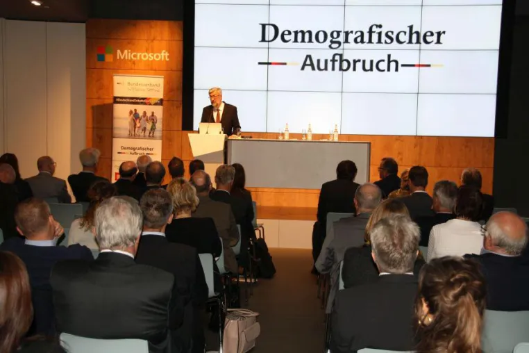 Demografie-Debatte Deutschland – Bundesverband Initiative 50Plus mit neuem Forum zum Mega-Thema Demografie Bild: Demografie-Debatte Deutschland – Bundesverband Initiative 50Plus mit neuem Forum zum Mega-Thema Demografie