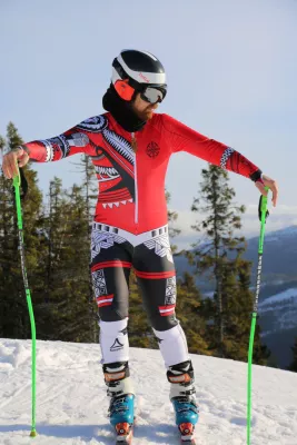 Bild: Schöffel unterstützt Tonga bei Skiweltmeisterschaft mit Ausstattung im polynesischen Design