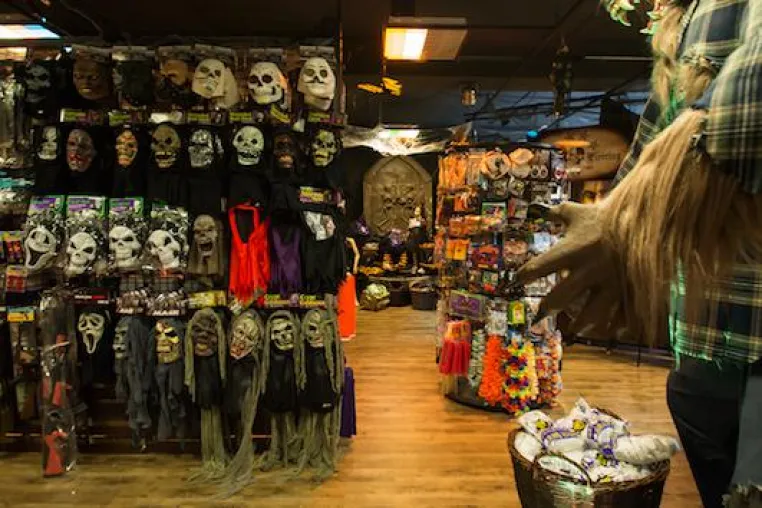 Startklar für Halloween: Horror-Shop feiert monstermäßiges ShOcktoberfest Bild: Startklar für Halloween: Horror-Shop feiert monstermäßiges ShOcktoberfest