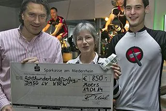 Indoor Cycling Marathon im AktivSportpark Moers: DMSG freut sich über großzügige Spende Bild: Indoor Cycling Marathon im AktivSportpark Moers: DMSG freut sich über großzügige Spende