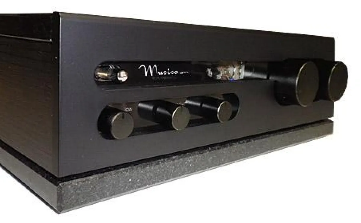 Schwarz, klein, audiophil: RAICHO aus Osaka