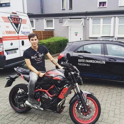 Bild: Patrick Kronenberger mit Yamaha Motors auf der Überholspur