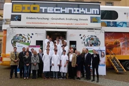 Bild: BIOTechnikum: Mit Schülerpraktika gegen Fachkräftemangel
