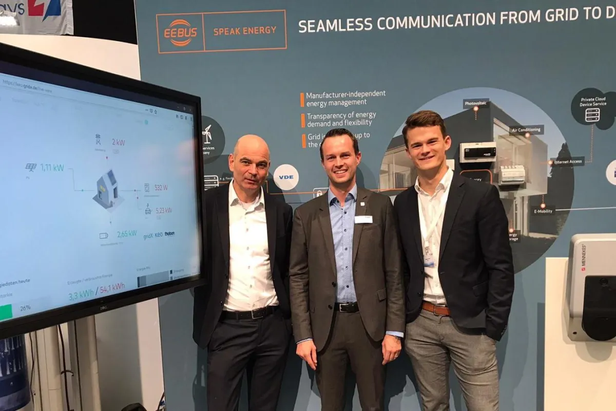 Peter Kellendonk - EEBUS, Steffen Hornung - Theben und Simon Poos - gridX (von links)