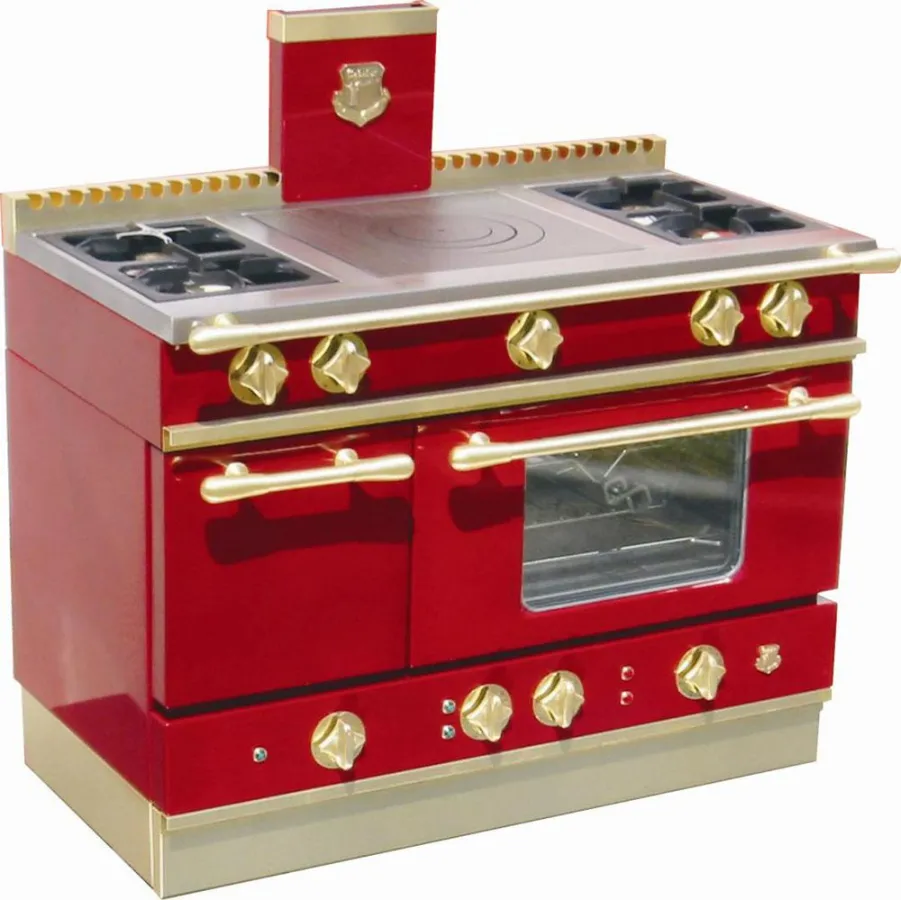 Die in Farbe und Ausstattung individuell gestaltbaren Küchenherde von Delaubrac setzen auf kulinarische Tradition „à la française“.