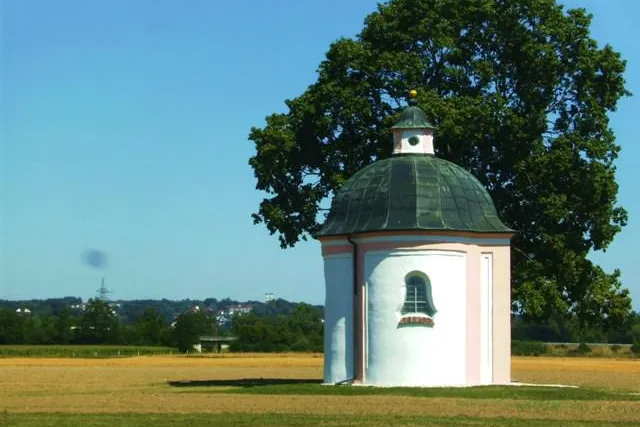 Pilgern auf dem Südostbayerischen Jakobsweg Bild: Pilgern auf dem Südostbayerischen Jakobsweg