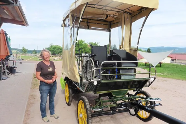 Bild: Deutschlands erste Kutscherausbildung für Rollstuhlfahrer startet