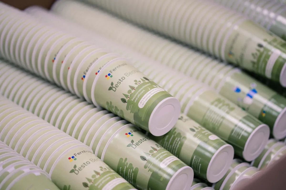 98% recyclebar: Der neue Desto-Becher. (Bild: Fernholz/Lars May) (© Lars May)
