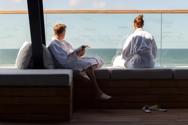 Bild: Reisetipps zum Valentinstag von Fit Reisen: In diesen Hotels wellnesst es sich zu zweit am schönsten