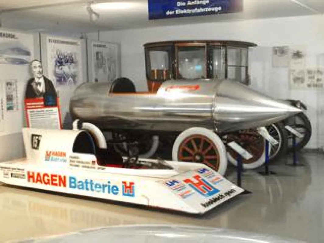 Camille Jenatzy fuhr vor 115 Jahren erstmals schneller als 100 km/h