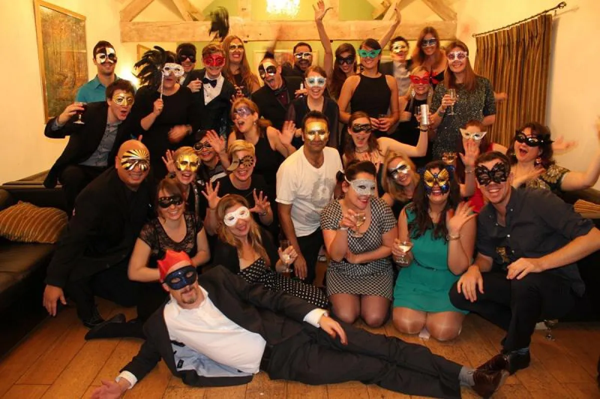 Das Team von G Adventures ist schon in bester Weihnachtsstimmung. Quelle: G Adventures