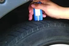 „Wash & Check“ – Sicher unterwegs mit guten Reifen! Bild: „Wash & Check“ – Sicher unterwegs mit guten Reifen!