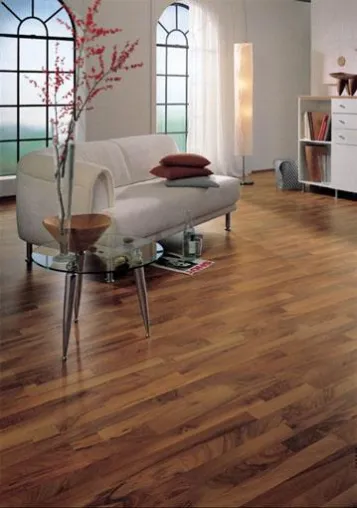 Bild: Laminat und Parkett – innovative Bodenbeläge aus Naturmaterial
