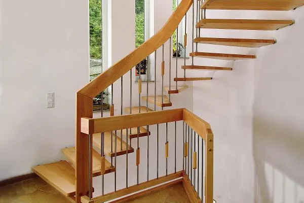 Bild: Transparent und leicht – PLANA von Fuchs-Treppen