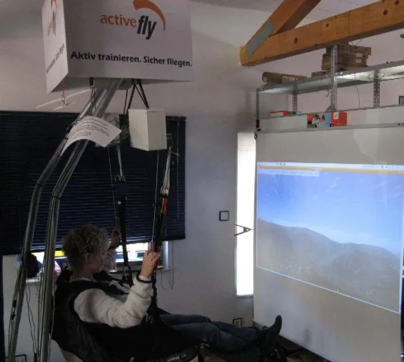Bild: Gleitschirm-Simulator für gefahrloses Training