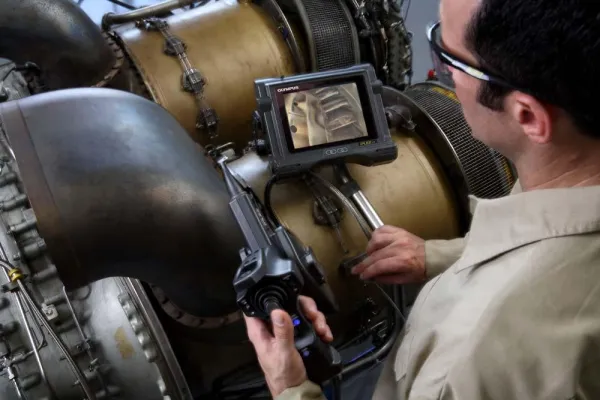 Bild: Olympus erweitert die Range in der industriellen Endoskopie – IPLEX LX / LT – klein, widerstandsfähig, robust