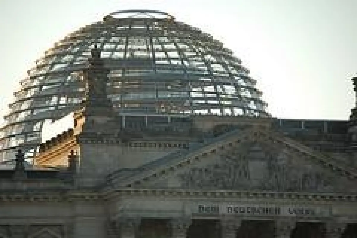 Stromausfall setzt Bundestag lahm - Foto © flickr/ jonworth-eu